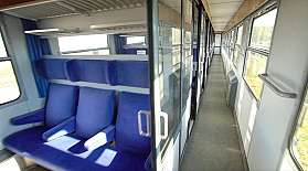 Corridor and compartments in RDC seating car 236