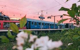 BTE AutoReiseZug auf dem Weg von Hamburg-Altona nach Lörrach